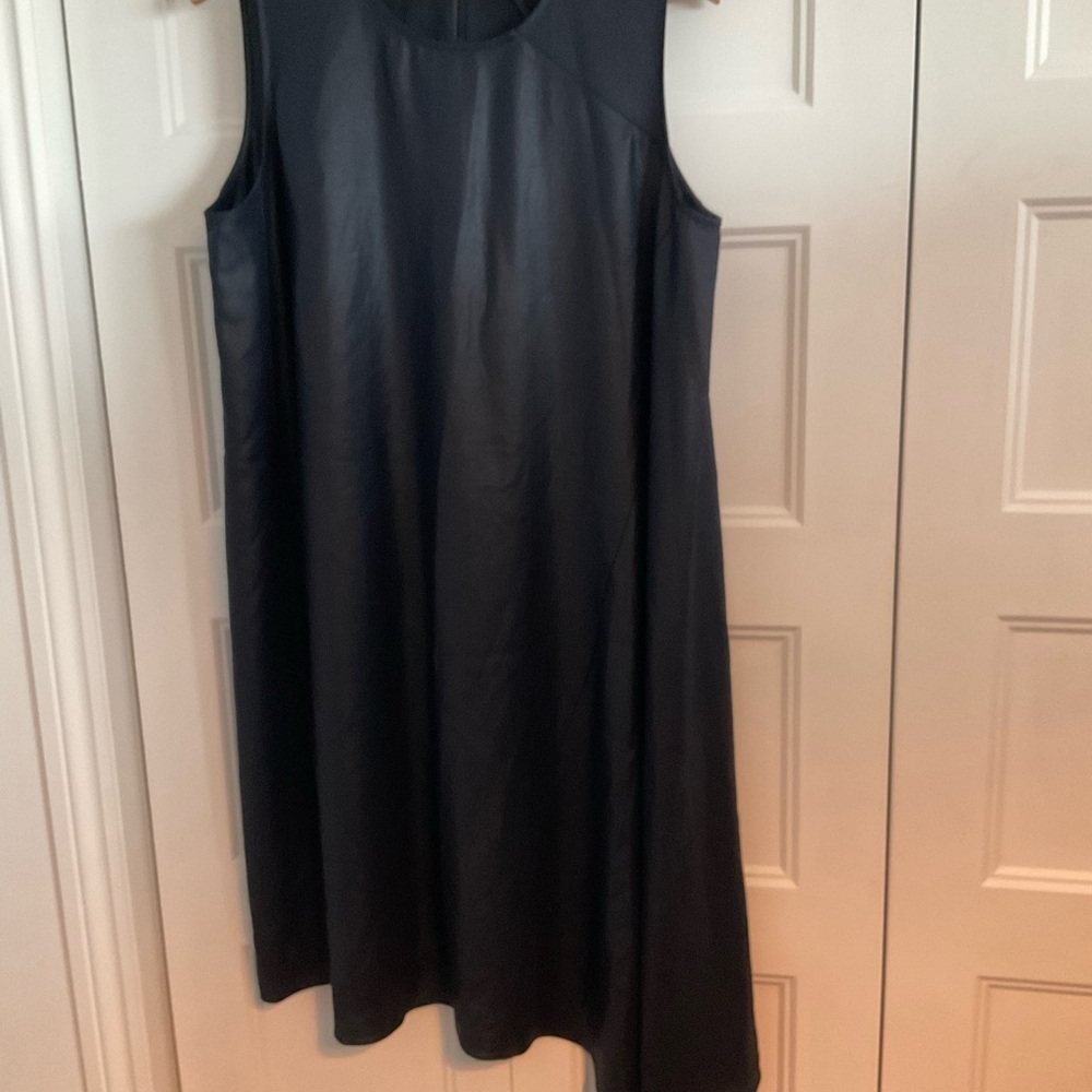 Elegant Bleu Black DKNY Sleeveless Dress